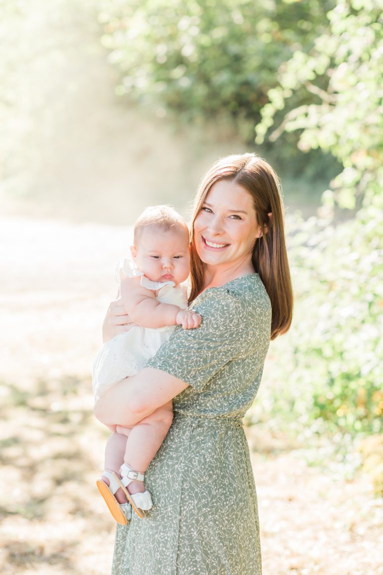 Light and Airy Family Photos // Hillsboro Family Photographer