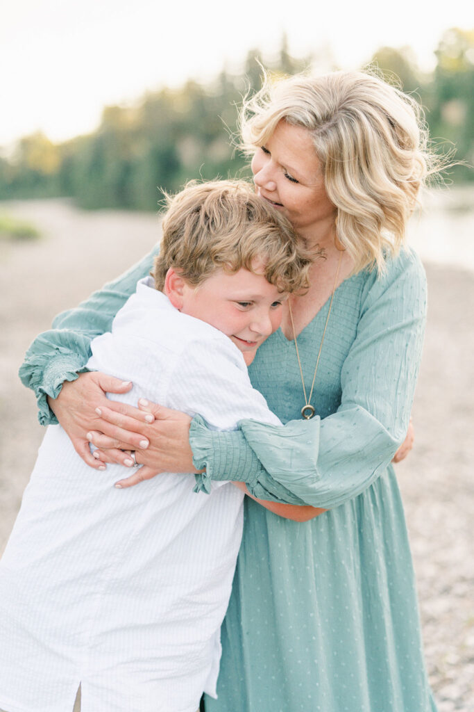 mom and son riverside family photos salem oregon photography by Samantha Shannon